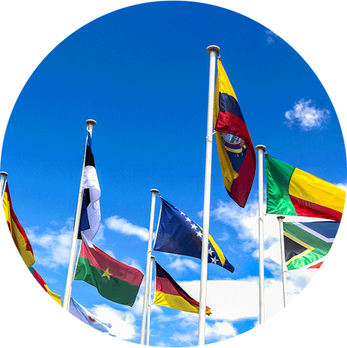 Múltiples divisas disponibles para nuestros usuarios globales