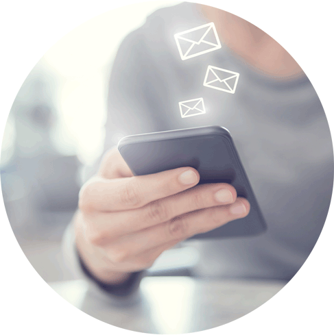 Invia tramite e-mail o stampa e invia la fattura Invia la tua fattura via e-mail o stampala e spediscila